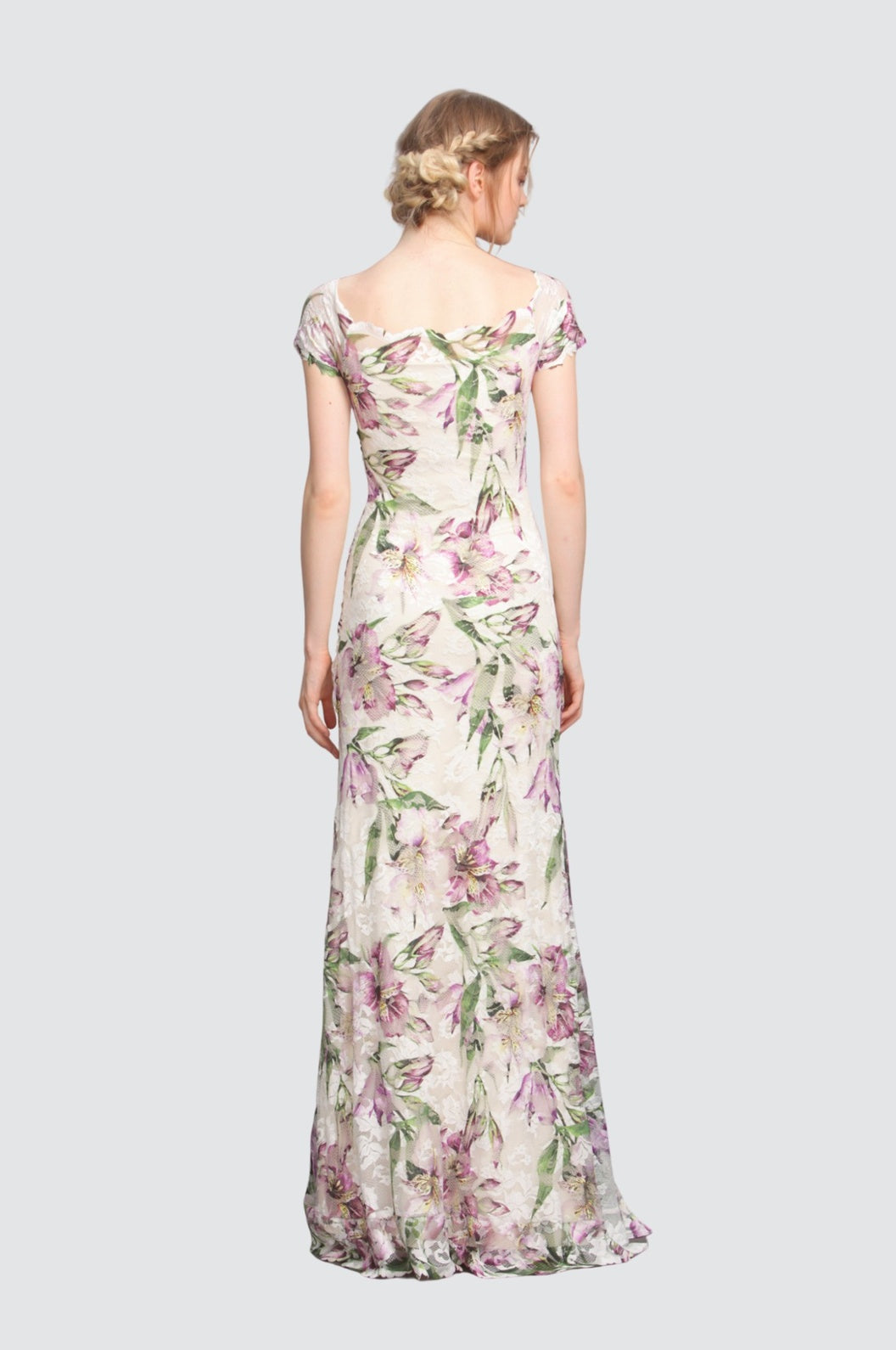 Langes, klassisches Off-Shoulder-Kleid