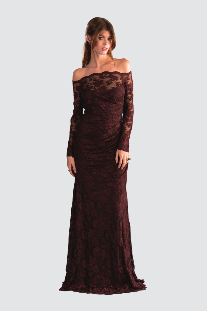 Meerjungfrau-Kleid mit schulterfreiem Spitzendekolleté