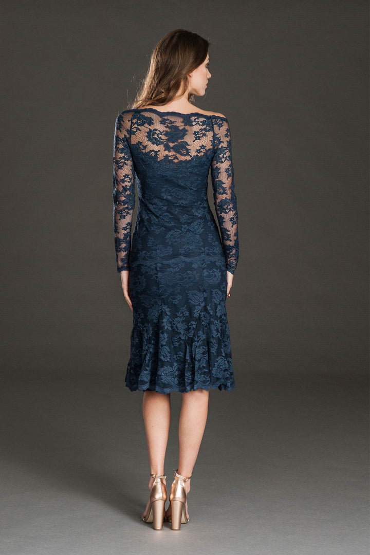 Spitzentop mit offener Vorderseite