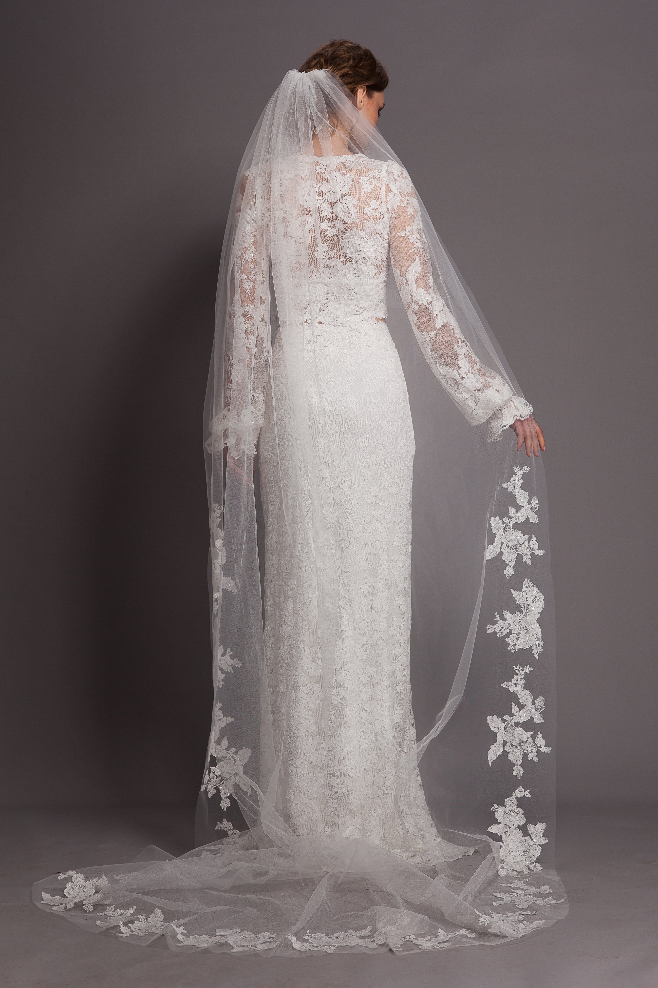 Veil Style V7028 from Margot Bridal Matching Set – Olvi's Lace