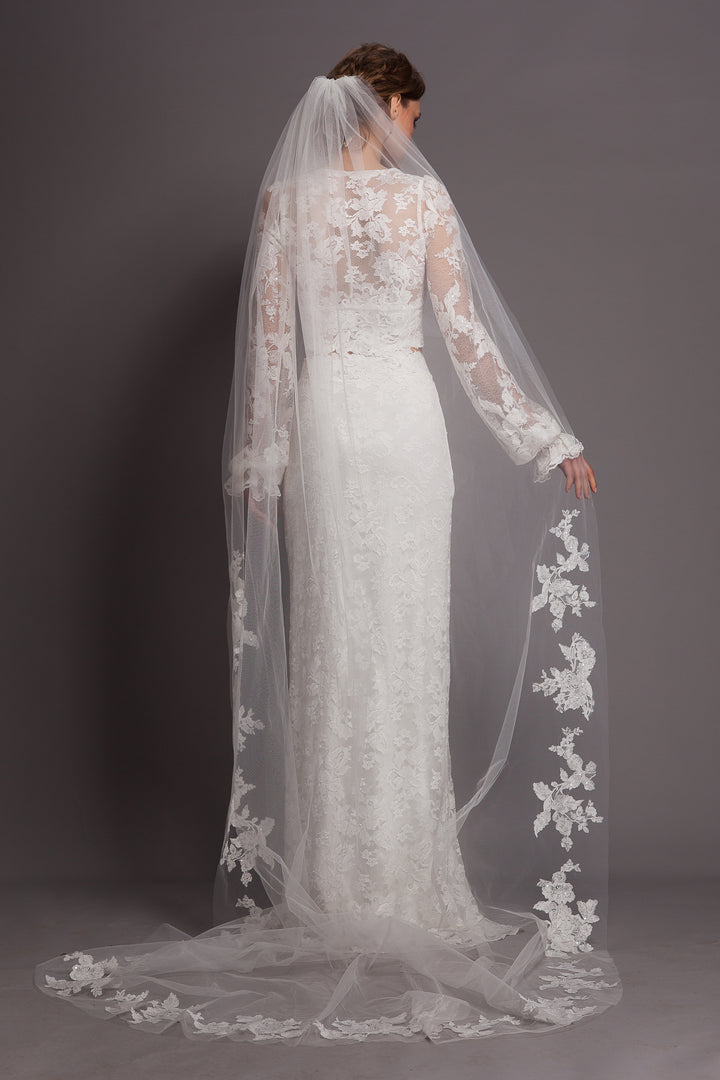 Veil Style V7028 from Margot Bridal Matching Set-0
