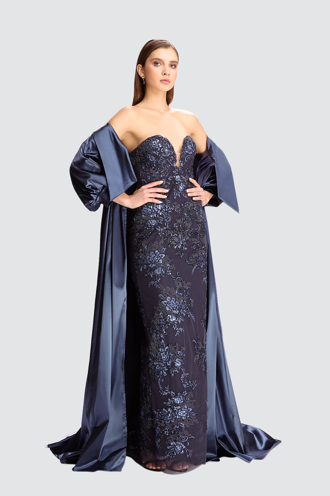 Ensemble robe haute couture et cape en satin – Olvi's Lace