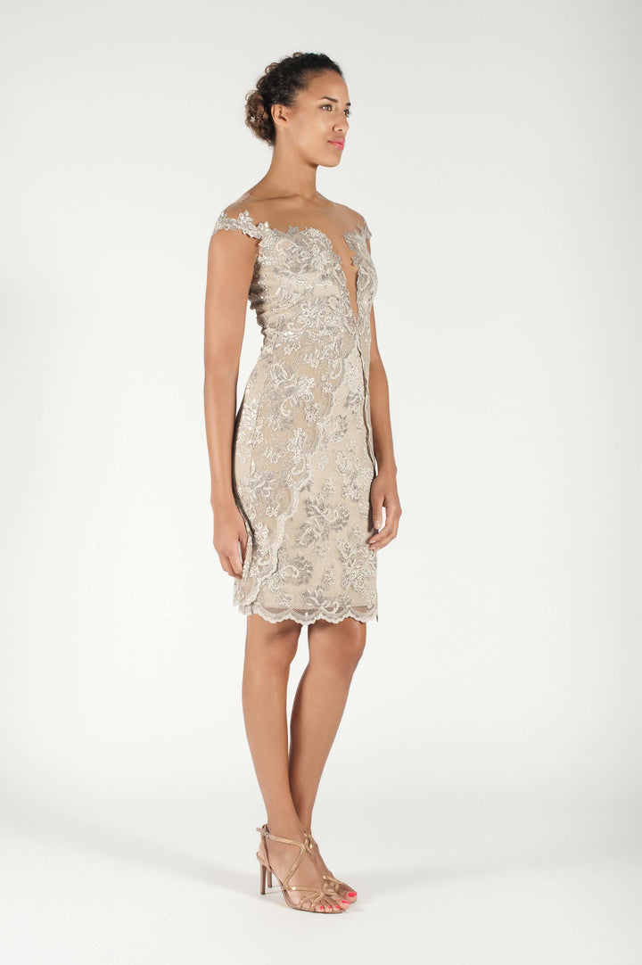 Seductive Off-Shoulder Tulip Hem Dress-2