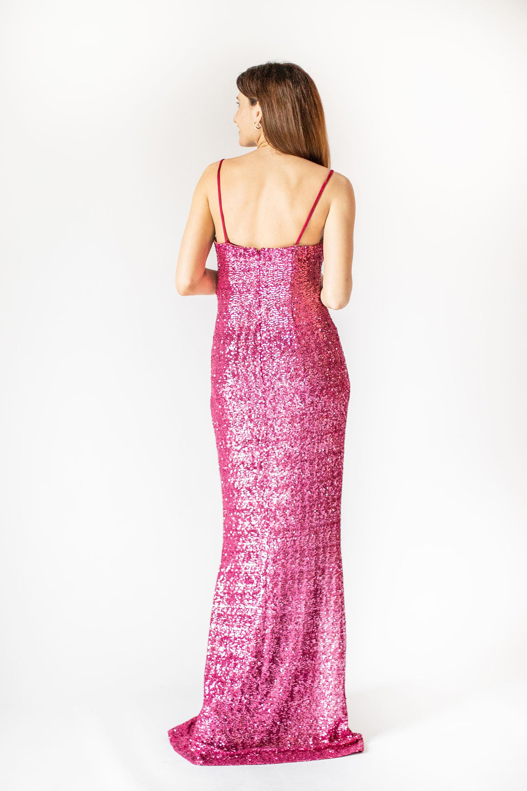 Leuchtend rosa Kleid mit Pailletten und Schulterträgern
