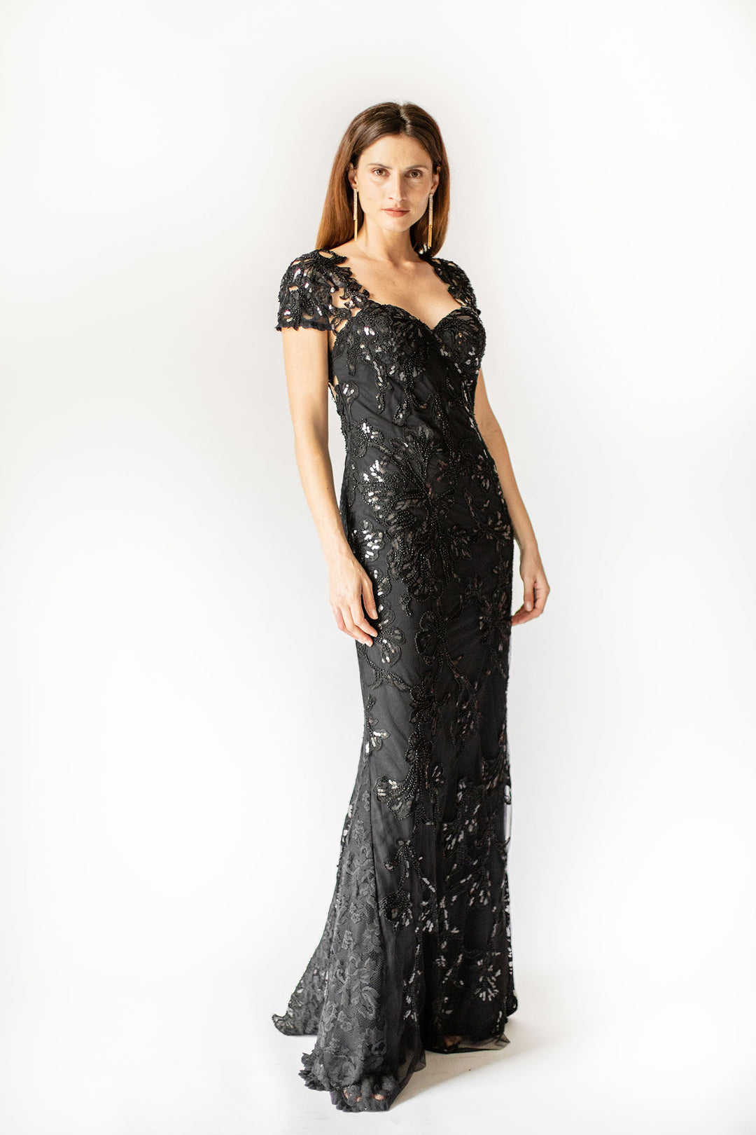 Paillettenbesetztes Spitzenkleid „Enchanted Blooms“