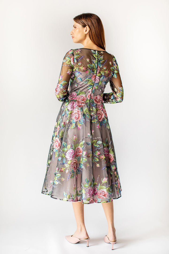 Romance Rosie Kleid mit V-Ausschnitt