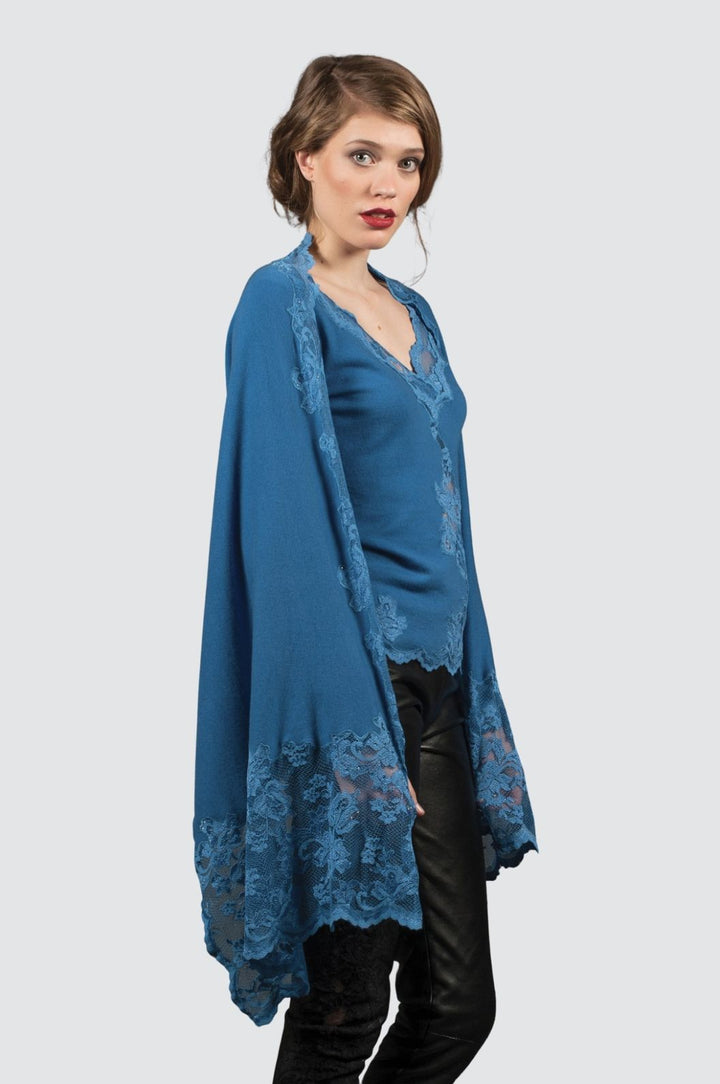 Schal aus Kaschmir und Spitze