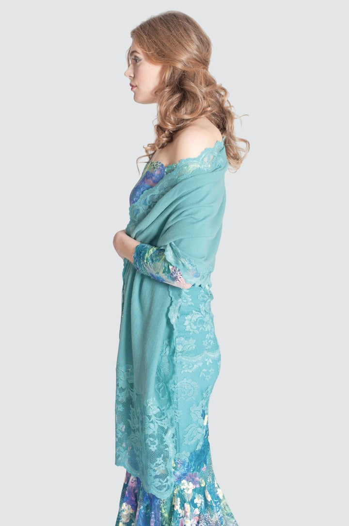 Schal aus Kaschmir und Spitze