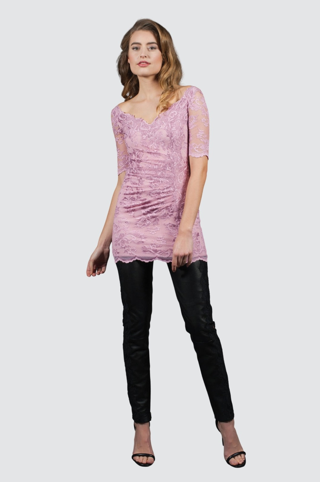 Schlaghose mit Spitze