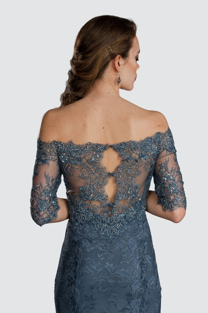 Robe trapèze en dentelle avec illusion