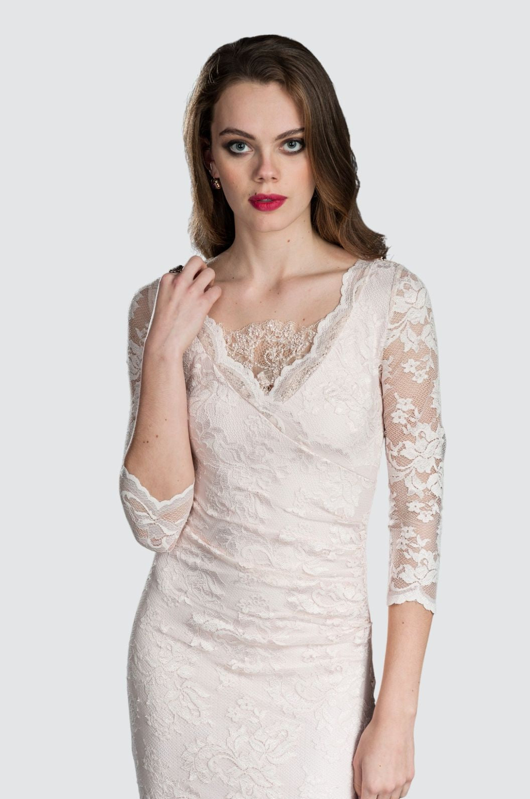 Robe de cocktail en dentelle