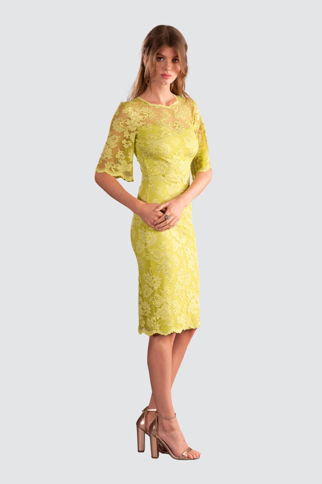 Klassisches Cocktailkleid aus Spitze