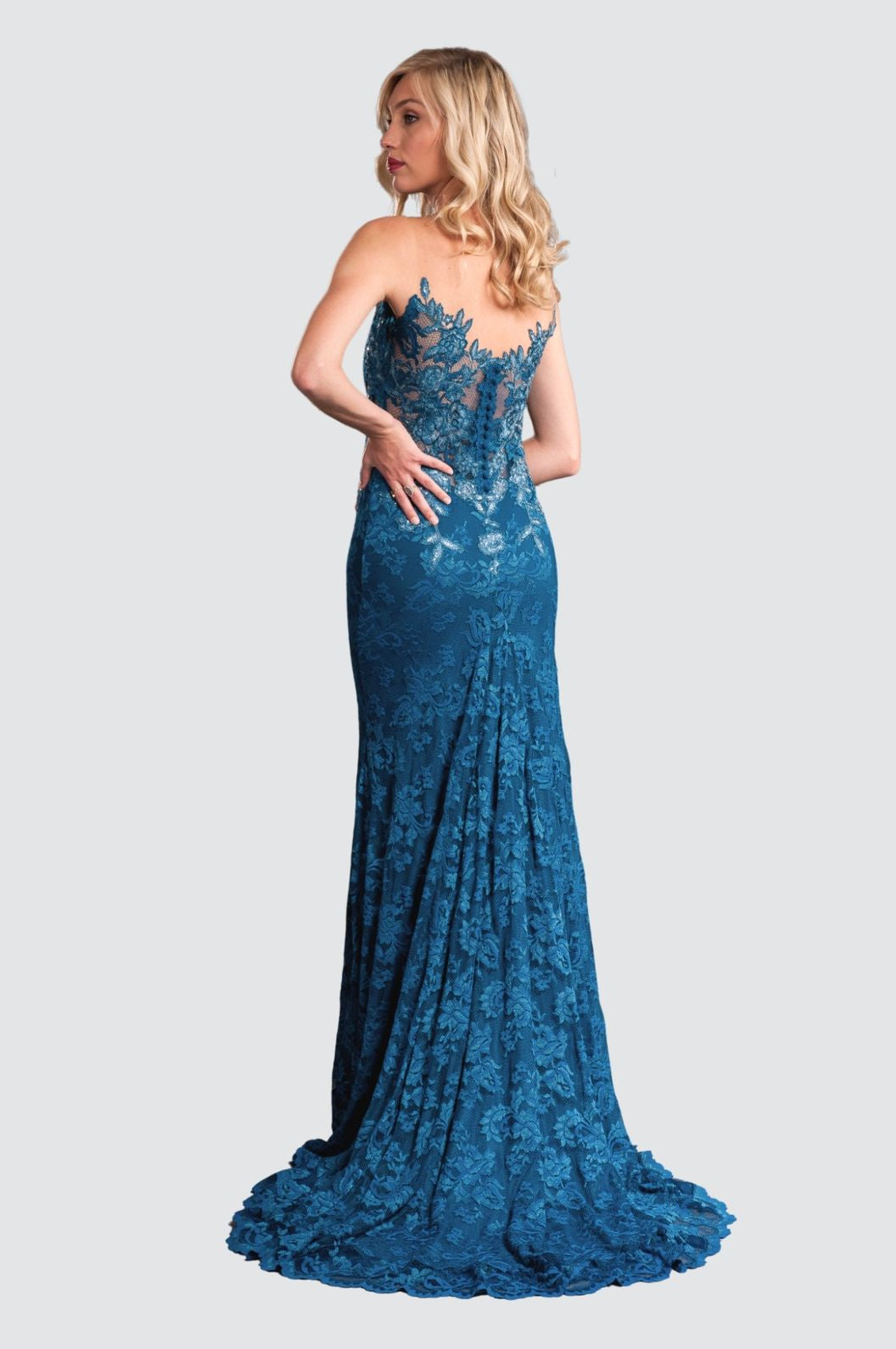 Robe mi-longue bouffante à col en V