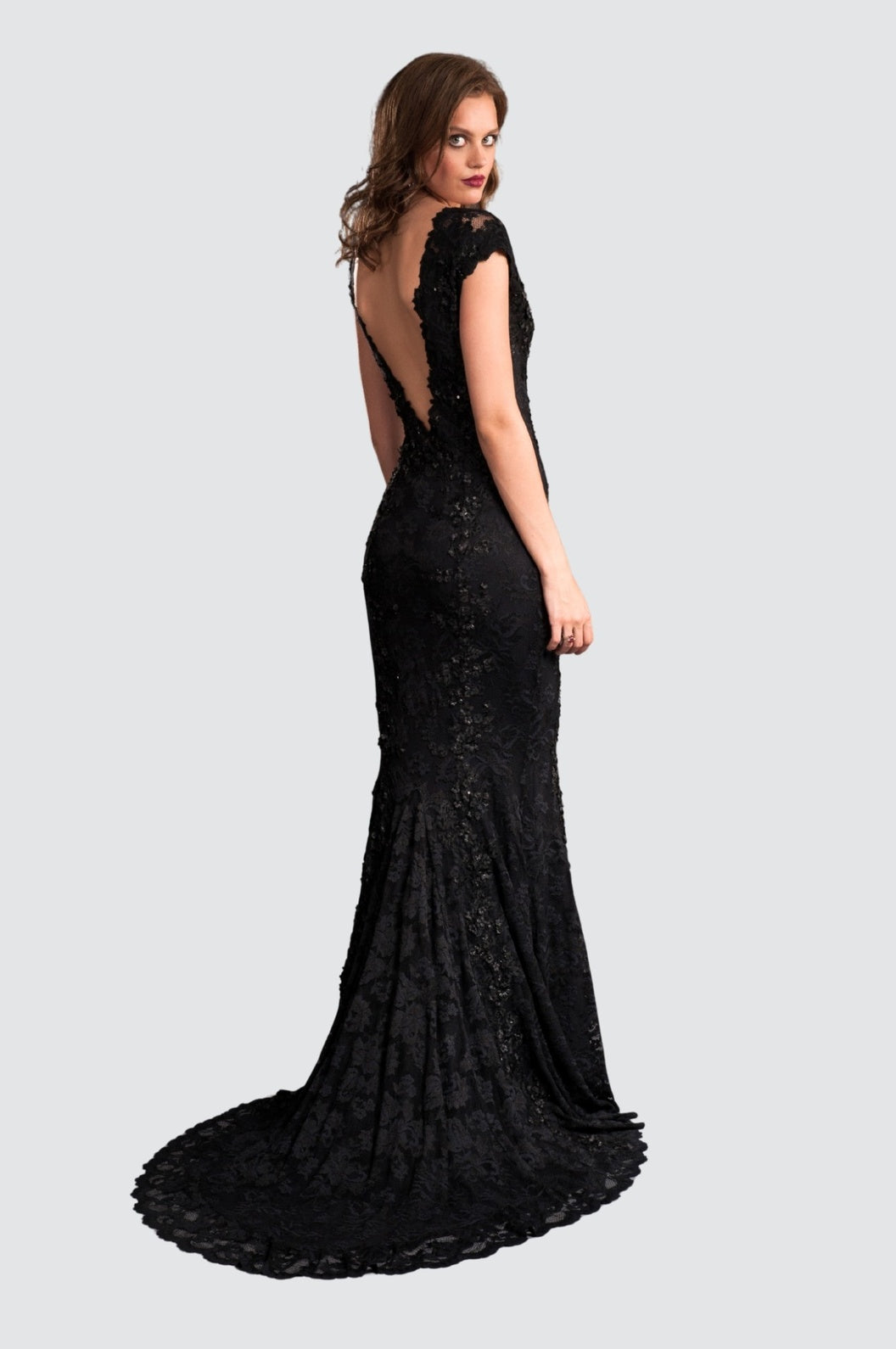 Robe longue noire raffinée