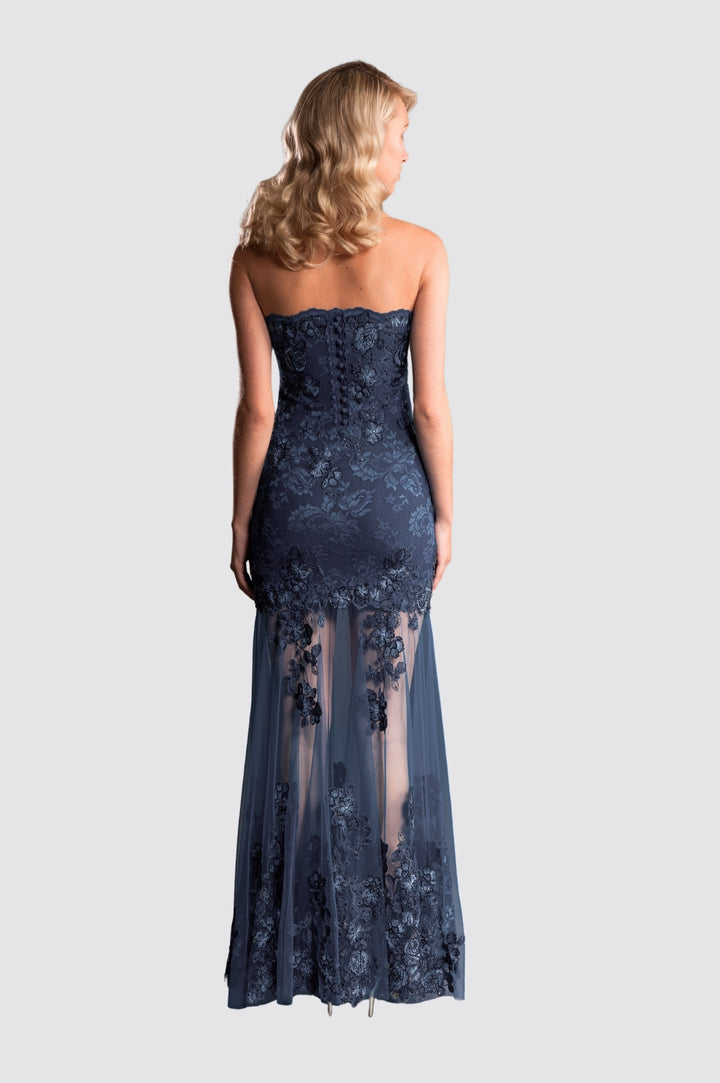 Trägerloses marokkanisches blaues Kleid