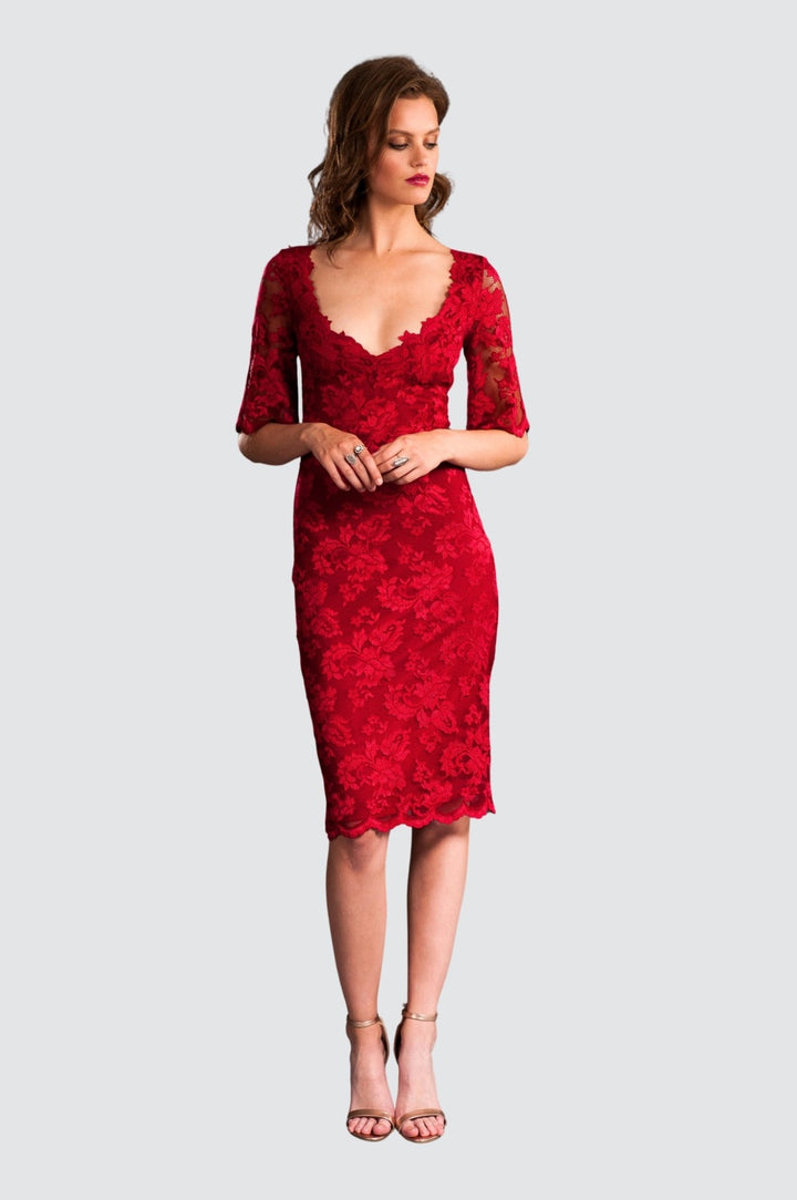 Klassisches rotes Cocktailkleid