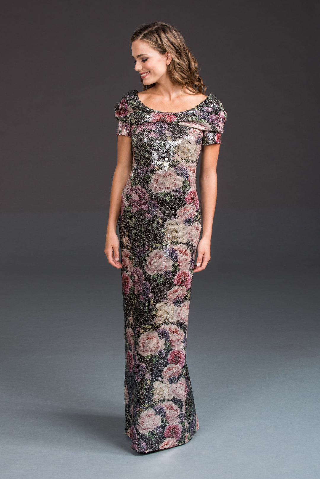 Short Sleeve Boat Neck Straight Gown-0