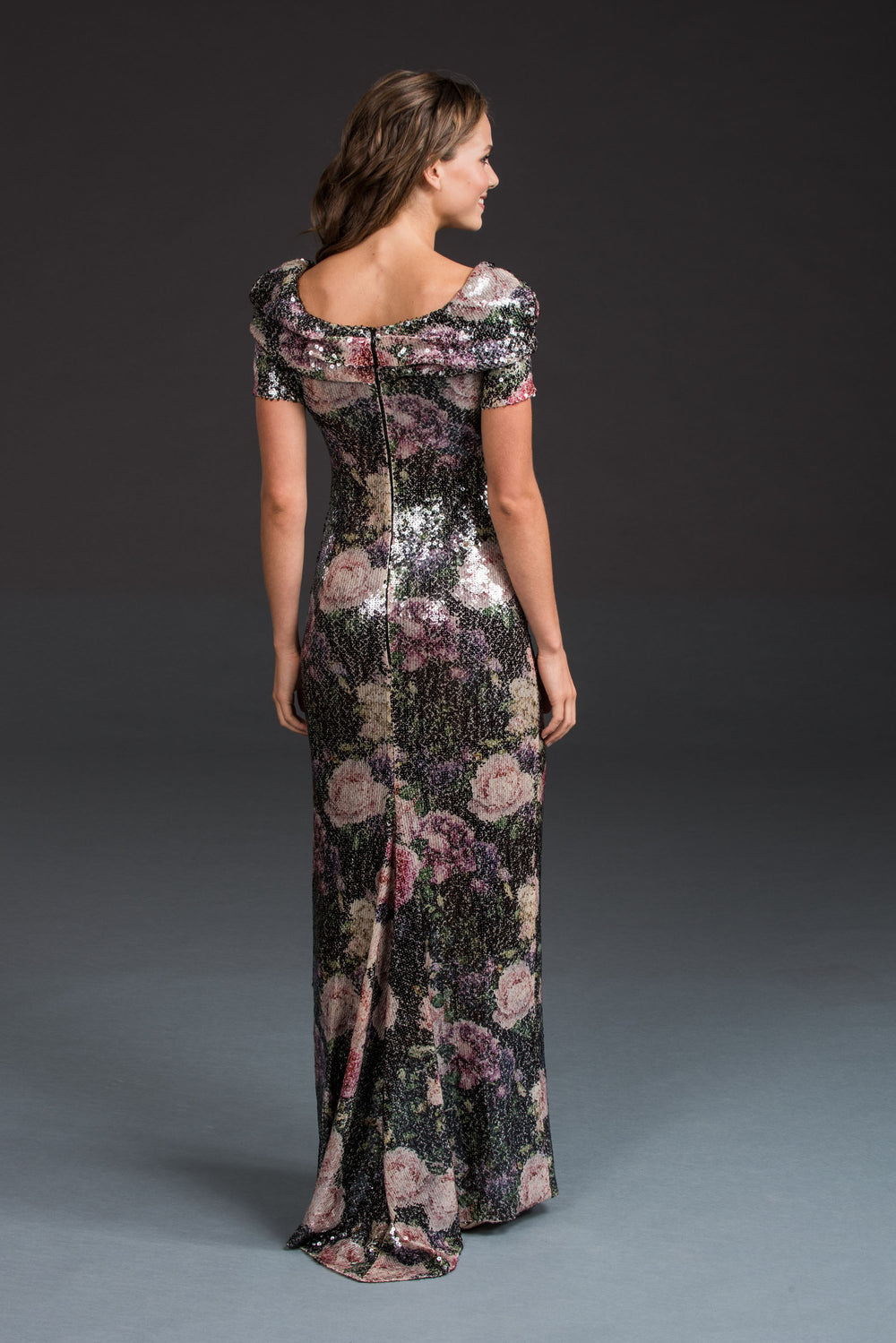 Short Sleeve Boat Neck Straight Gown-1