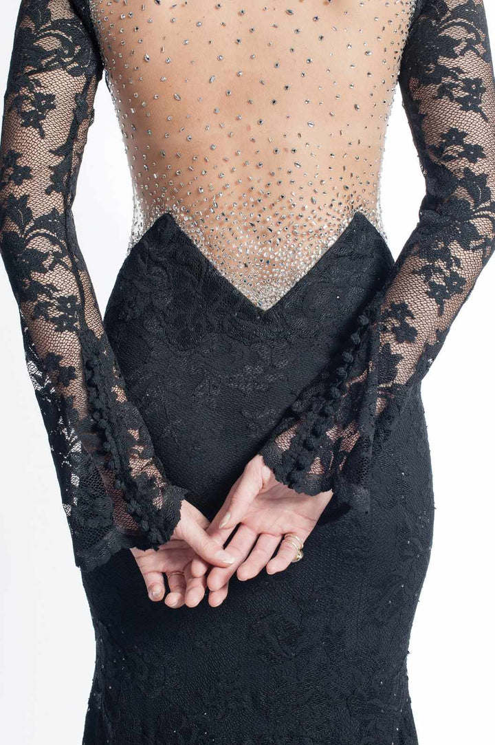 Luxurious Lace Gown with Sparkling Embellishments-4