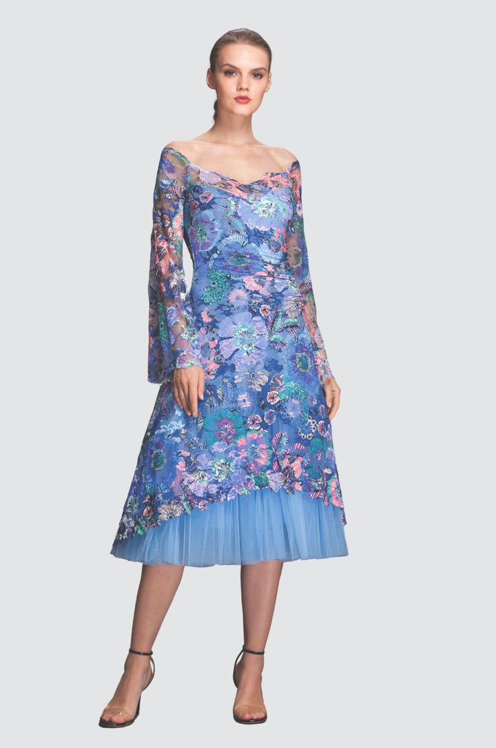 Robe imprimée avec jupe en tulle
