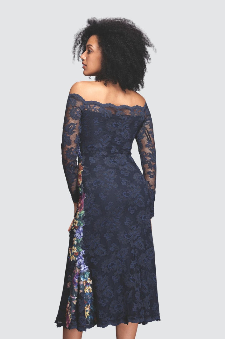 Ensemble assorti en dentelle bleu foncé