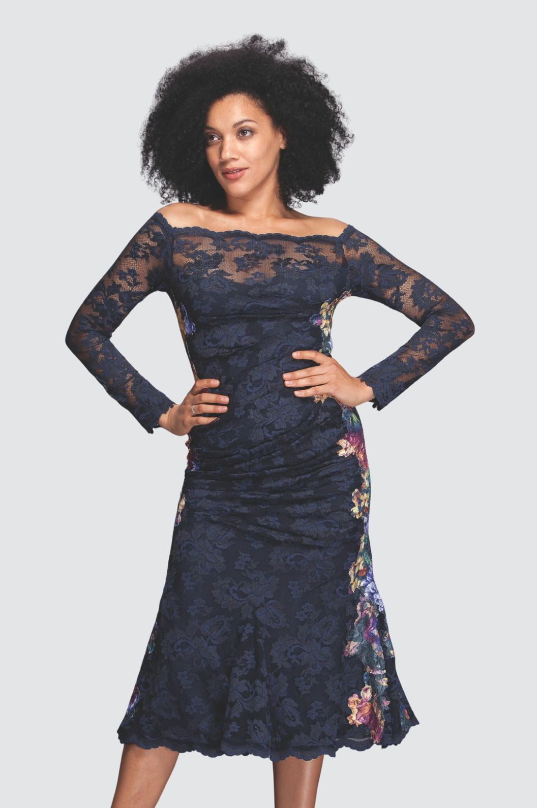 Ensemble assorti en dentelle bleu foncé