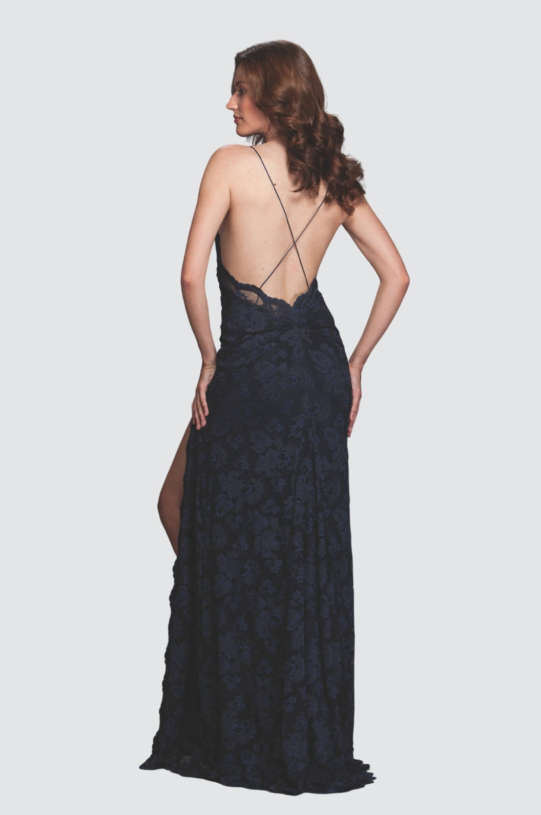 Robe fendue bleue mystérieuse Elegance
