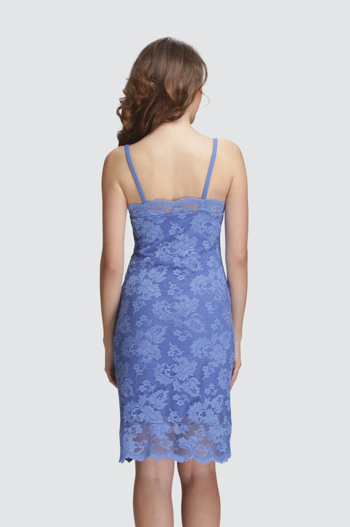 Robe à col en cœur et fente