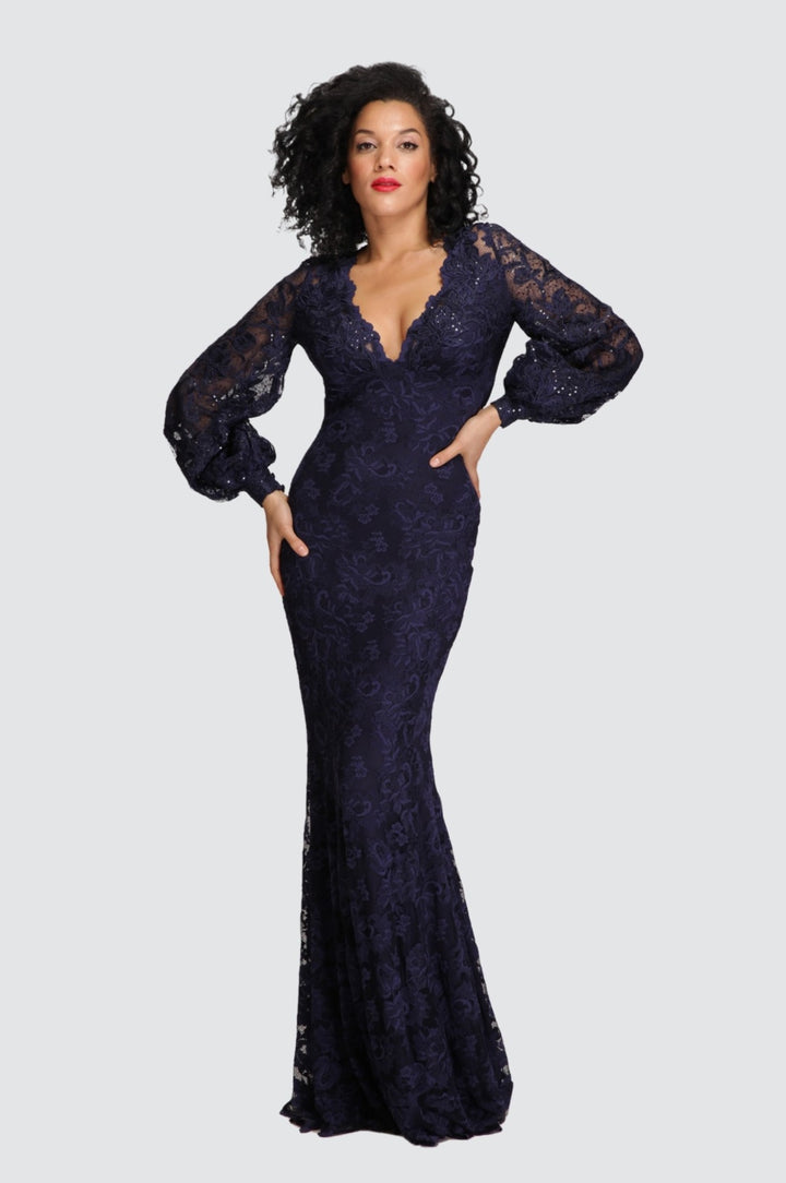 Kleid mit Netzausschnitt und Rüschensaum