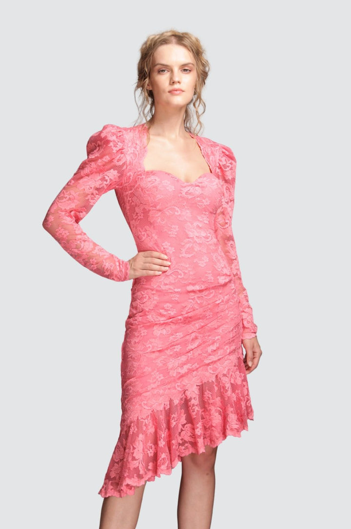 Robe de cocktail à jupe haute et basse