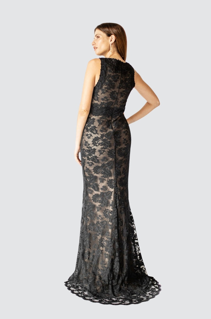 Midnight Temptation Schwarzes Spitzenkleid mit hohem Schlitz