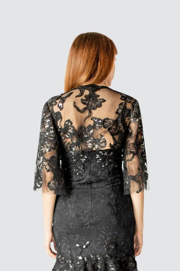 Boléro en tulle noir orné de paillettes et de perles de minuit