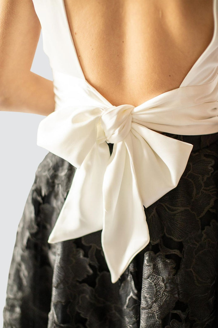 Jupe longue en tulle fleuri avec bordure florale