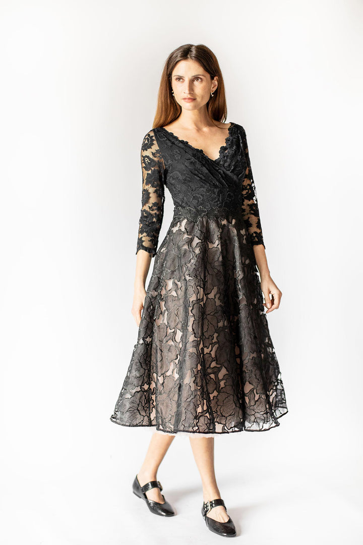 Midnight Bloom Elegance Midi Dress